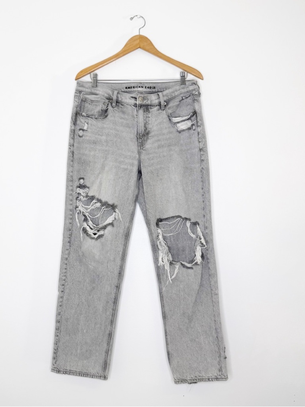 American Eagle 90s Straight Jeans Gray Distressed High Rise Size 14